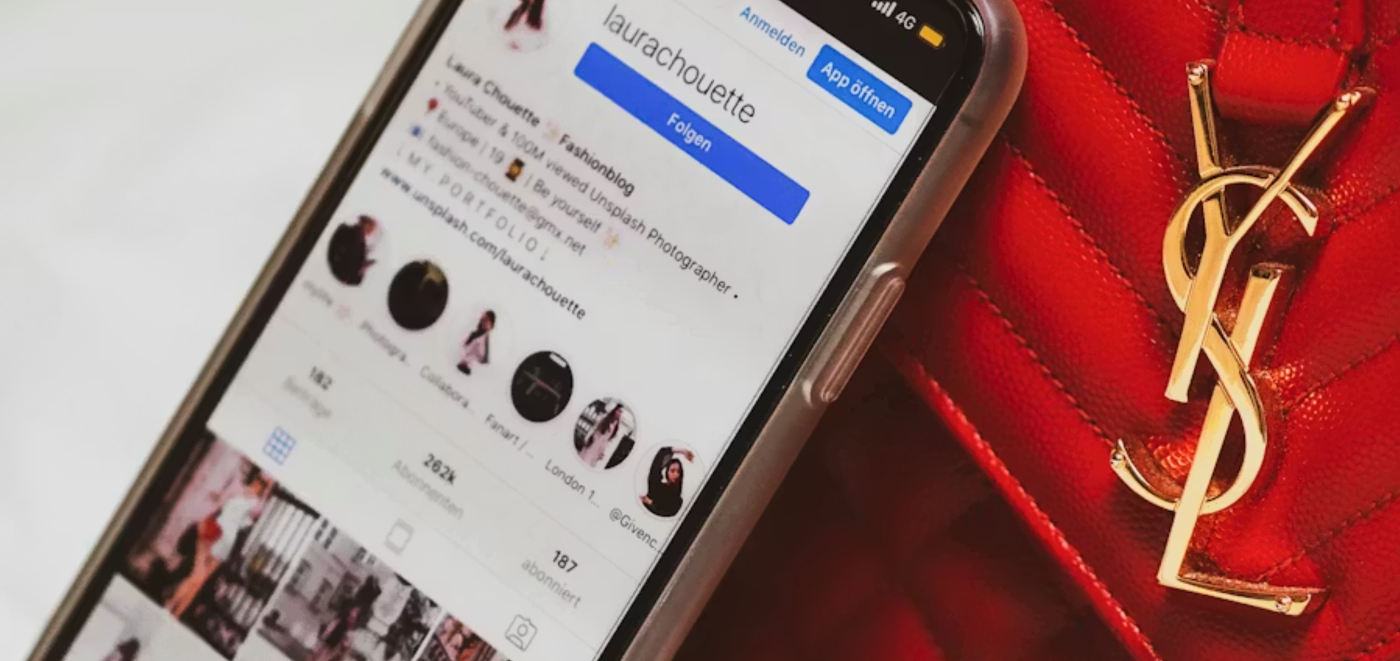 Social Commerce Platforms Integrate Gift Card Features to Reshape Online Shopping